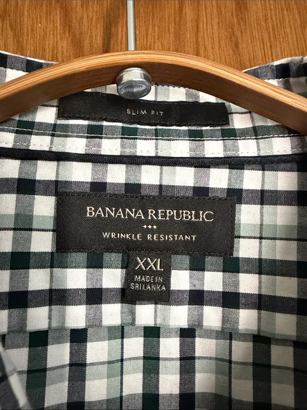 Banana Republic Men's Checked Button-Down Shirt - Green & White (Slim Fit)